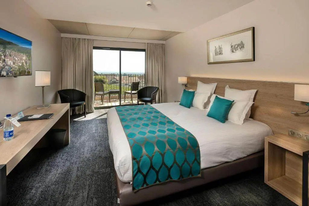 Best hotels in Riquewihr - Our 3 favorite addresses 1 best-western-schoenenbourg