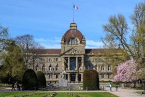 Palais du Rhin on Place de la République in the Neustadt