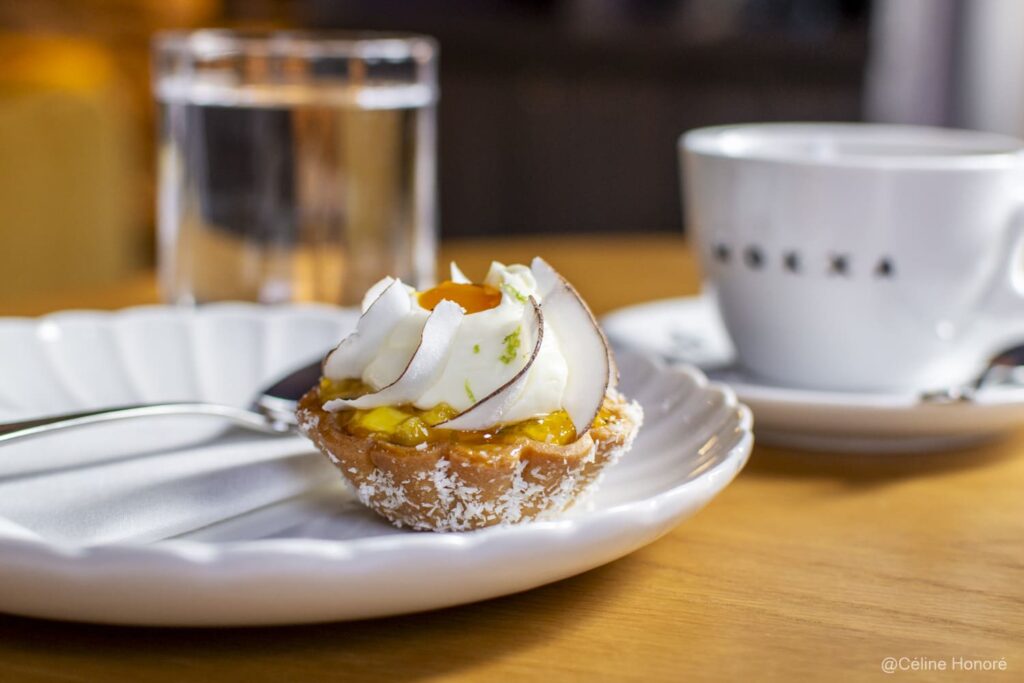Where can you find the best pastry shop in Colmar? My favorite spots! 7 Coffee and pastries at the Pâtisserie des Têtes in Colmar
