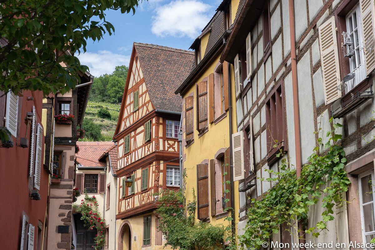 10 Fairytale Towns to Visit on the Alsace Wine Route – Earth Trekkers