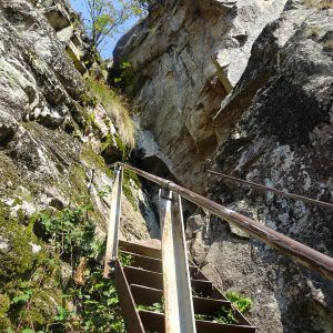 path-rocks-stairs